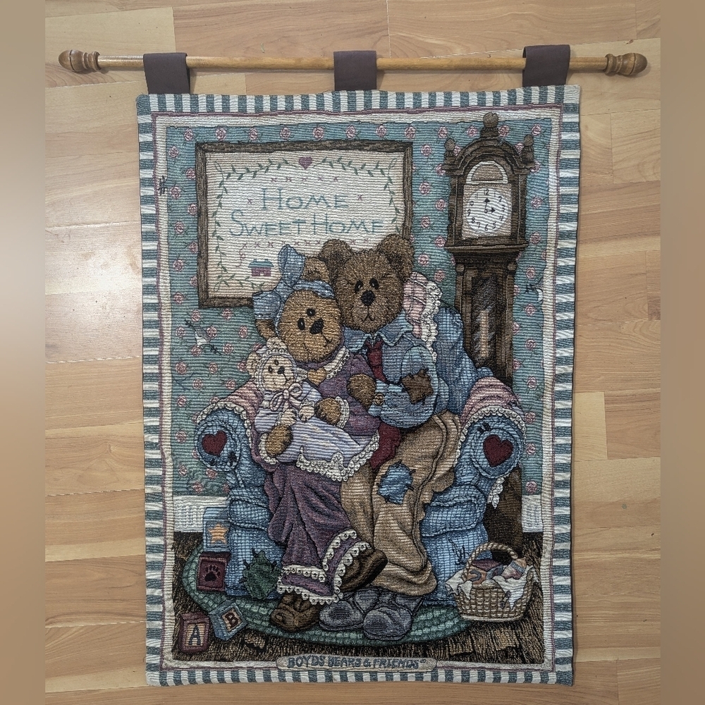 Boyd Bears HOME SWEET HOME Tapestry Wall Hanging 26x36" With Wooden Hanging Rod